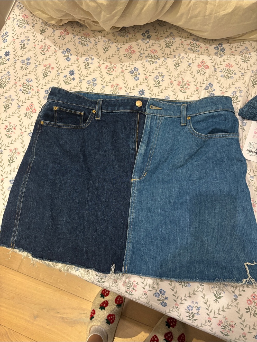 JOE’s Two-Tone Denim Mini Skirt - Blue